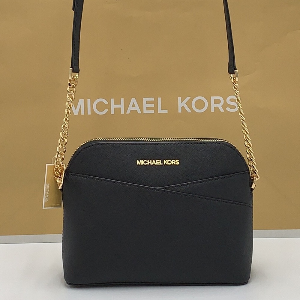 MICHAEL KORS
Jet Set Travel Medium Dome Crossbody Bag
Black
NWT - Picture 10 of 16